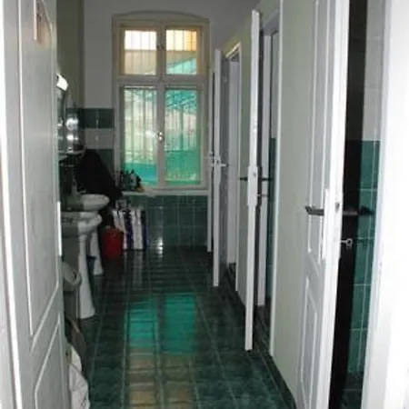 Hostal Central Station