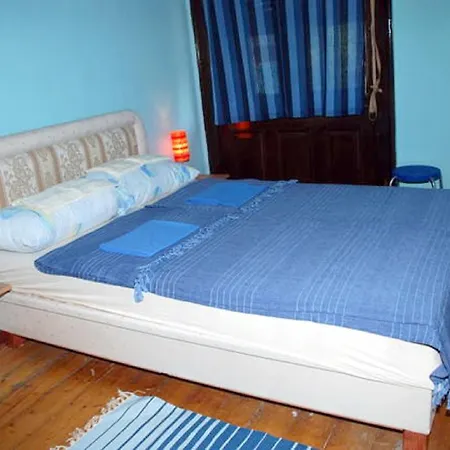 Central Station Hostal *